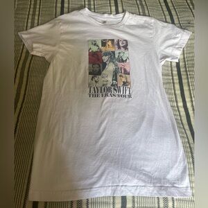 TAYLOR SWIFT THE ERAS TOUR TSHIRT 💚